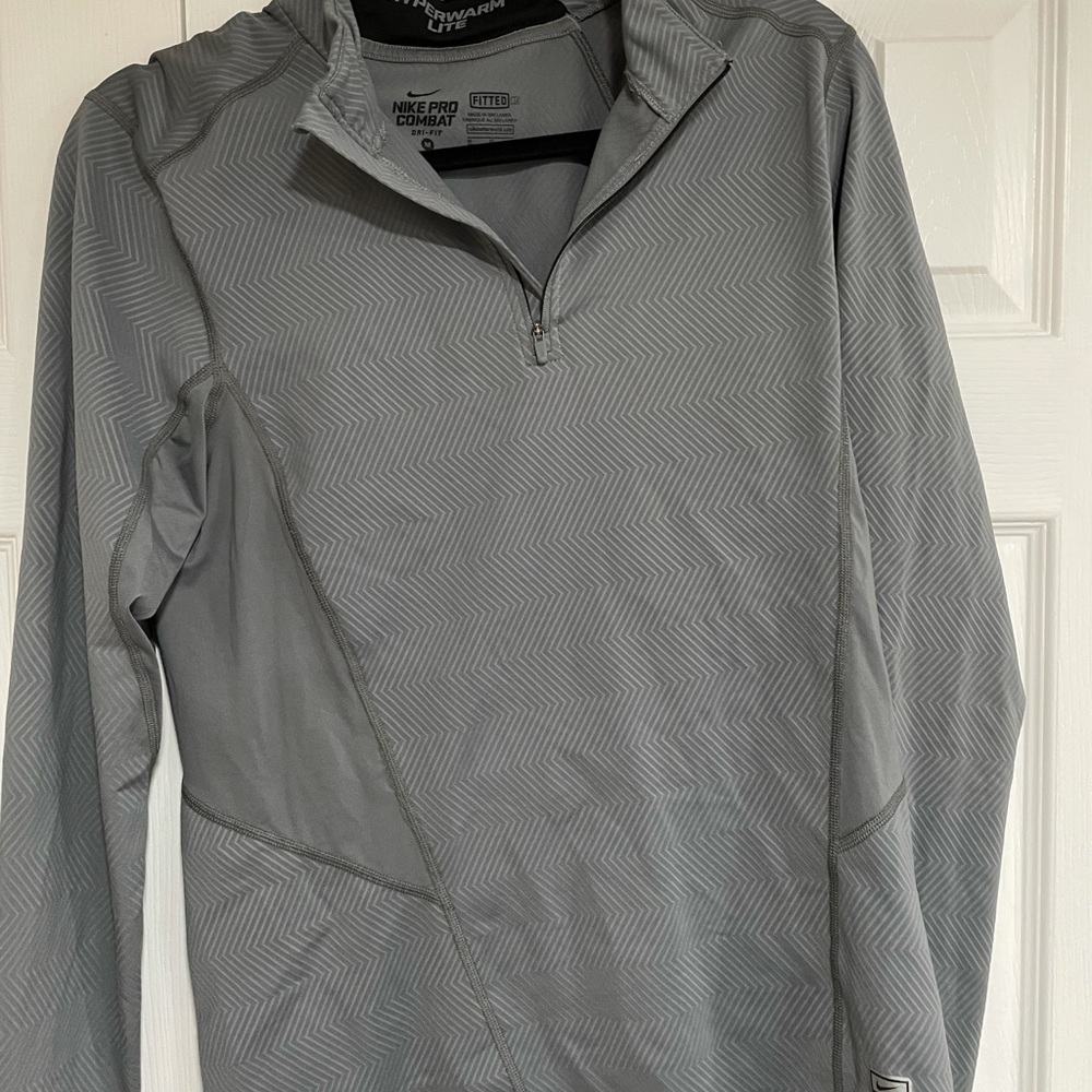 Nike pro hyper warm light men’s medium